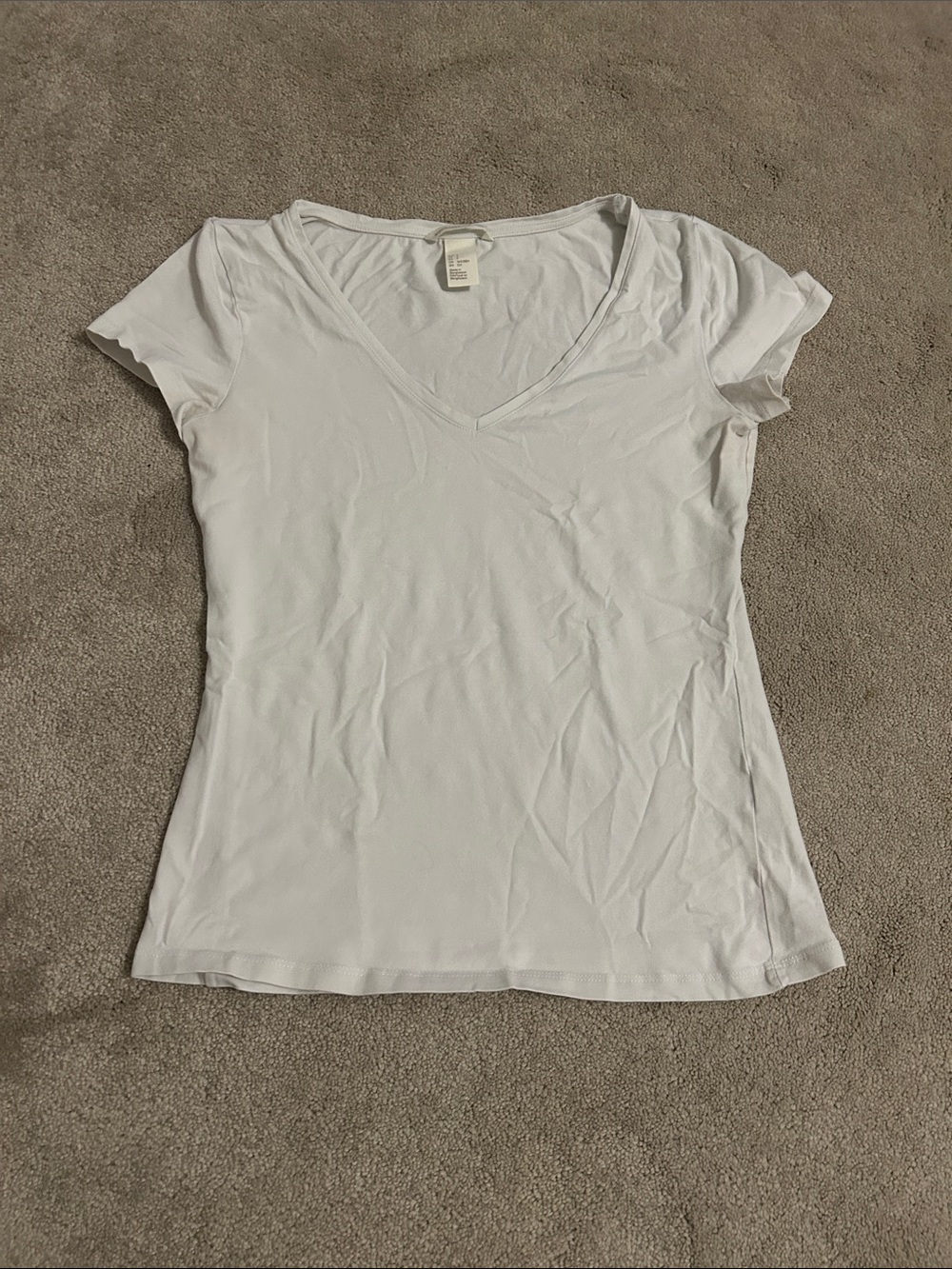 H&M White V-Neck Short Sleeve Tee